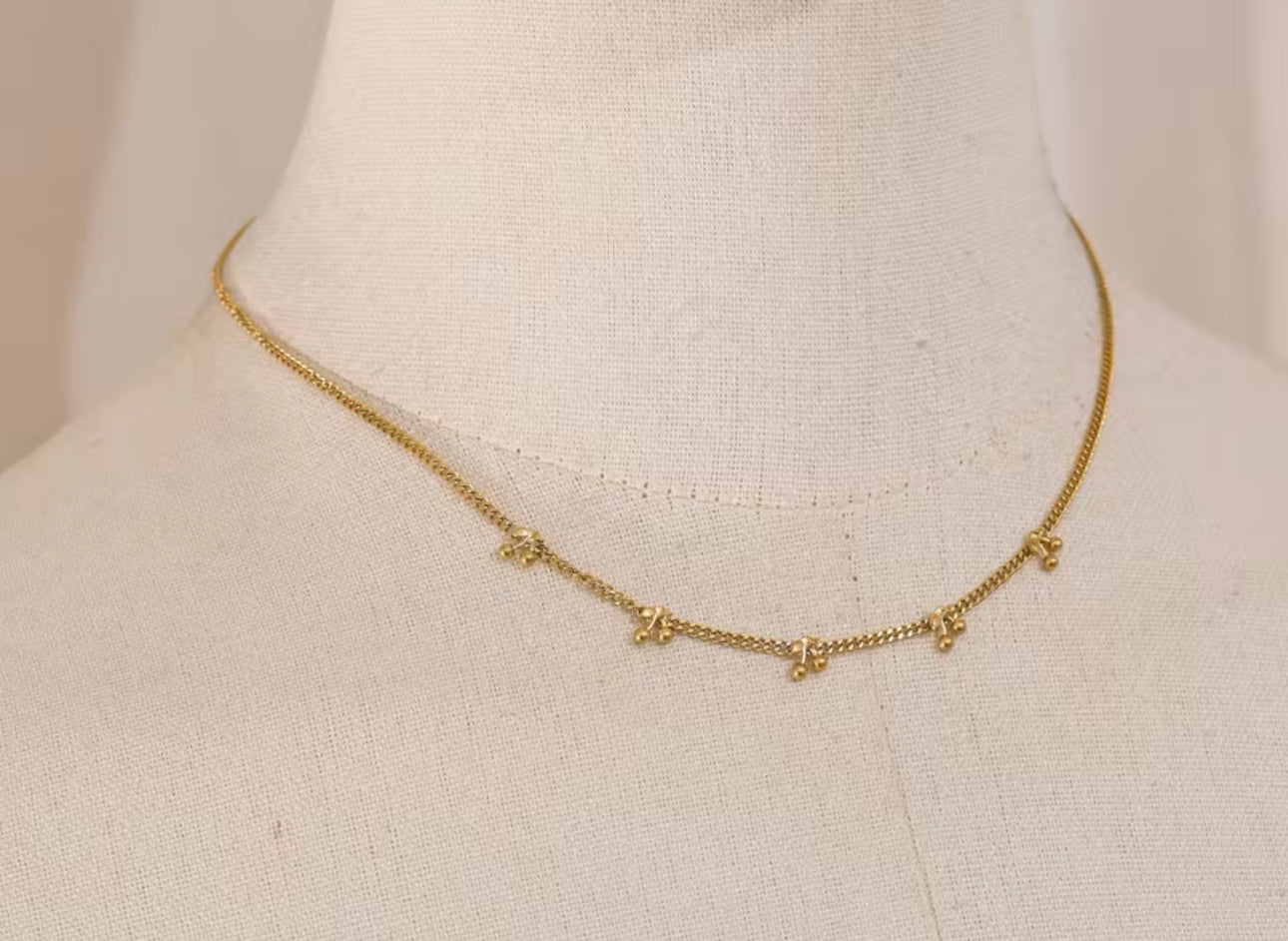 Chic Cherry Chain