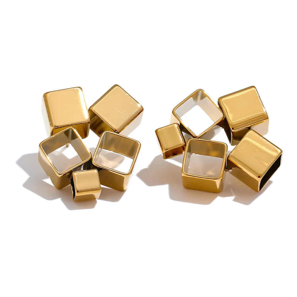 Hollow Cubes Studs