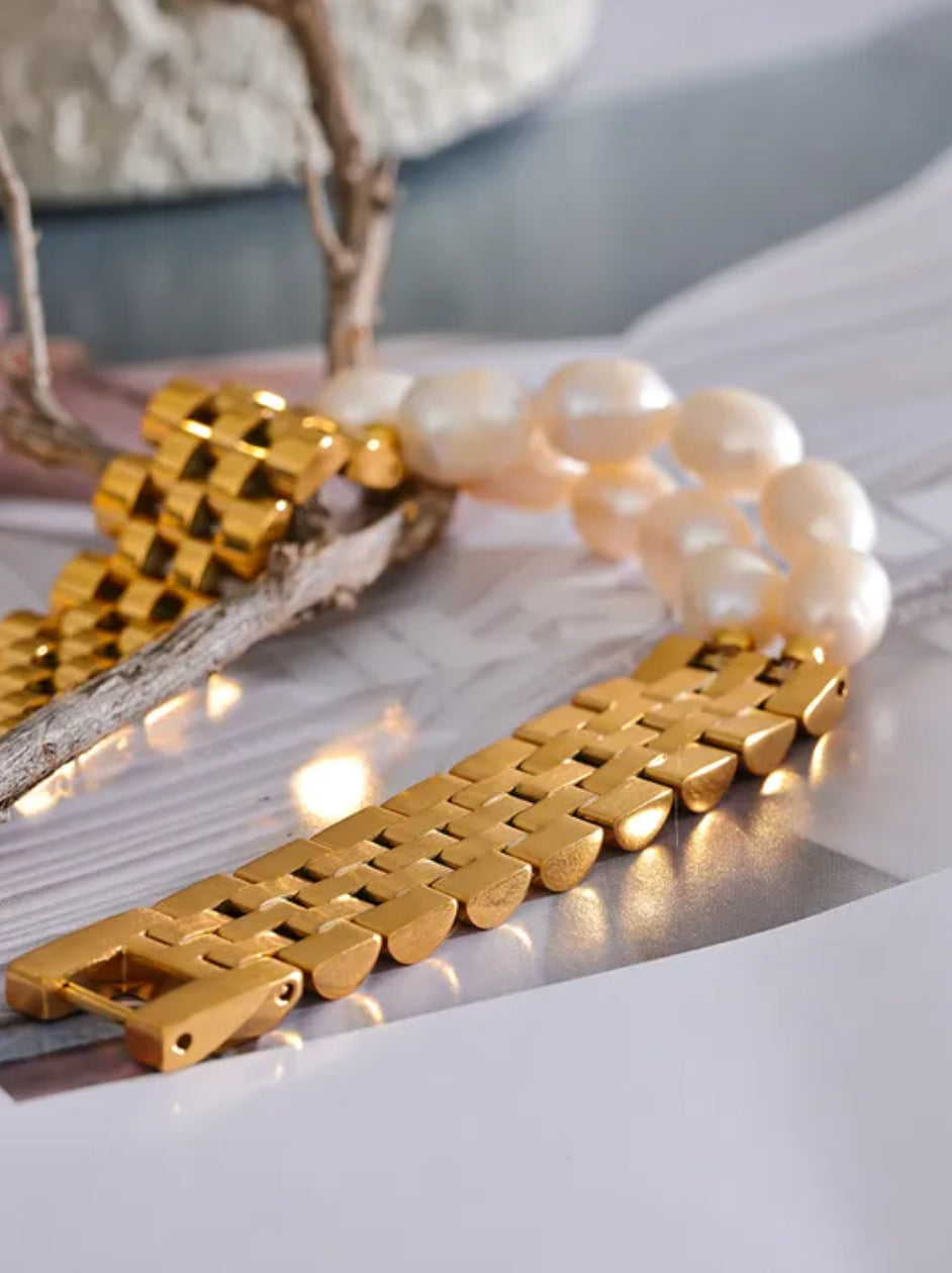 Luxury Pearl Bracelet