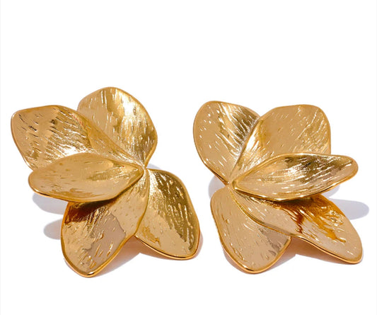 Saba Flower Studs