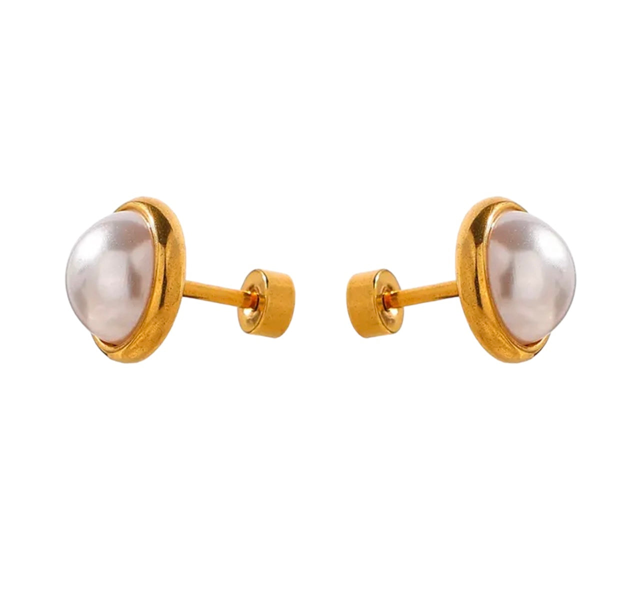 Pearl Studs